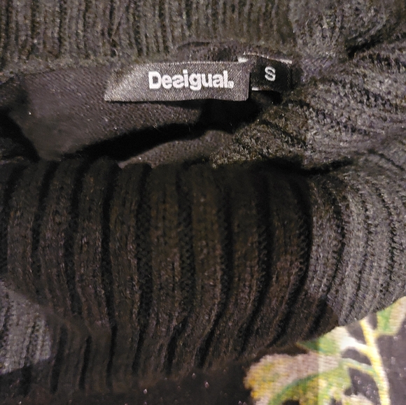 Floral sweater Small - Picture 5 of 8